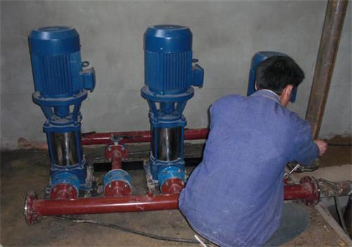 恒壓供水設(shè)備安裝現(xiàn)場 恒壓供水設(shè)備安裝現(xiàn)場