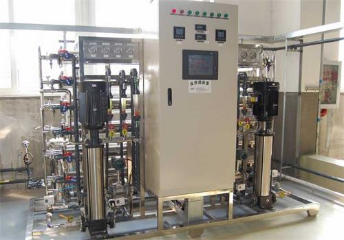 反滲透純水設(shè)備 反滲透純水設(shè)備