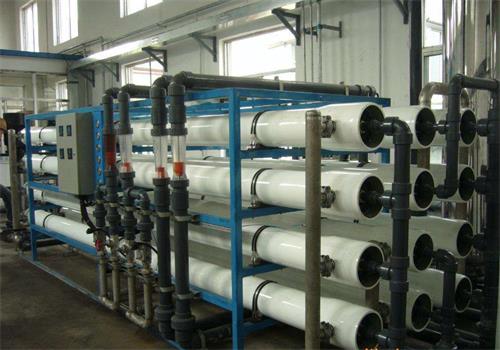 反滲透設(shè)備 反滲透設(shè)備