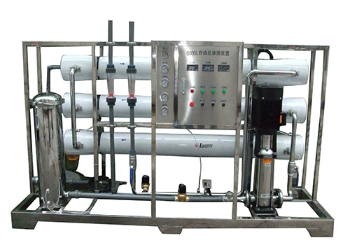 反滲透設(shè)備 反滲透設(shè)備