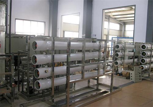 反滲透設(shè)備 反滲透設(shè)備