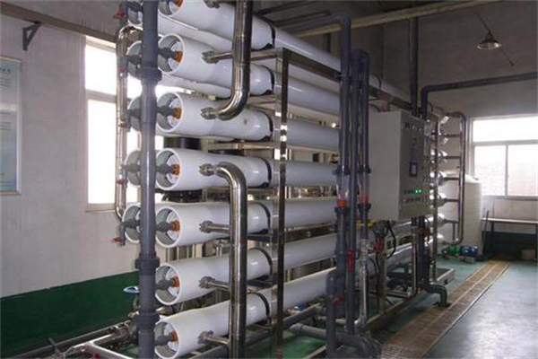工業反滲透水處理設備 工業反滲透水處理設備