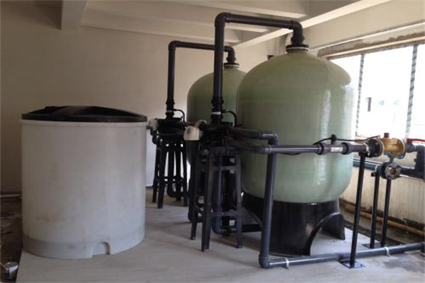 全自動(dòng)軟化水設(shè)備廠家 全自動(dòng)軟化水設(shè)備廠家