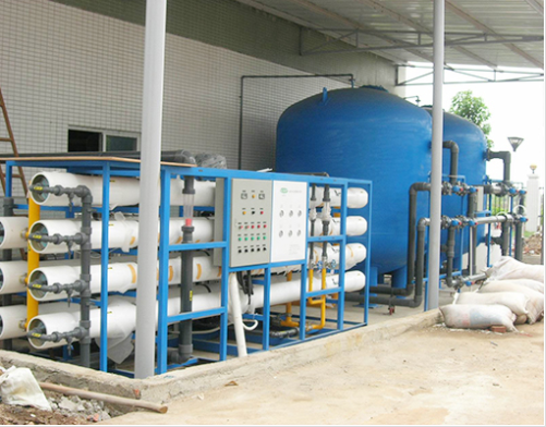 工業(yè)反滲透凈水設(shè)備 工業(yè)反滲透凈水設(shè)備