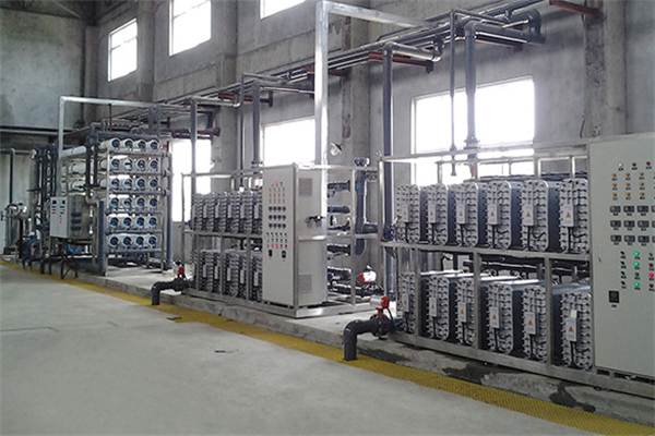 LED顯示屏的超純水設(shè)備 LED顯示屏的超純水設(shè)備