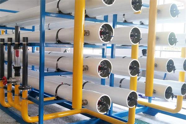 反滲透水處理設(shè)備廠家 反滲透水處理設(shè)備廠家