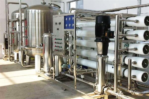 3噸/時純化水設(shè)備 3噸/時純化水設(shè)備