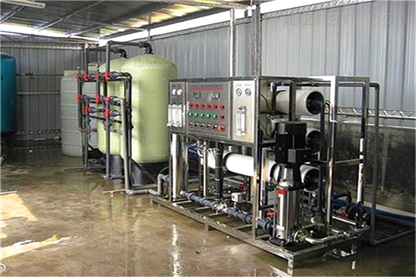 反滲透設(shè)備 反滲透設(shè)備
