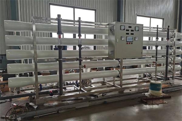 10噸雙級反滲透設(shè)備 10噸雙級反滲透設(shè)備