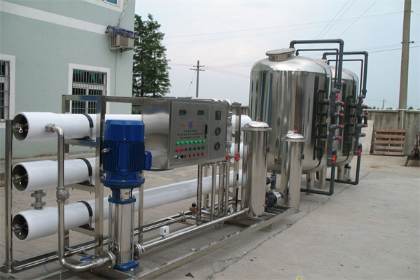 中小型反滲透純化水設備 中小型反滲透純化水設備