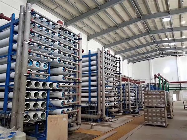 陜西工業反滲透水處理設備價格多少錢? 陜西工業反滲透水處理設備價格多少錢?