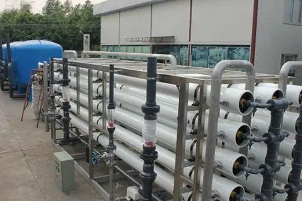工業(yè)反滲透水處理設(shè)備什么品牌好 工業(yè)反滲透水處理設(shè)備什么品牌好