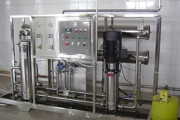 單級(jí)反滲透凈水設(shè)備多少錢(qián) 單級(jí)反滲透凈水設(shè)備多少錢(qián)