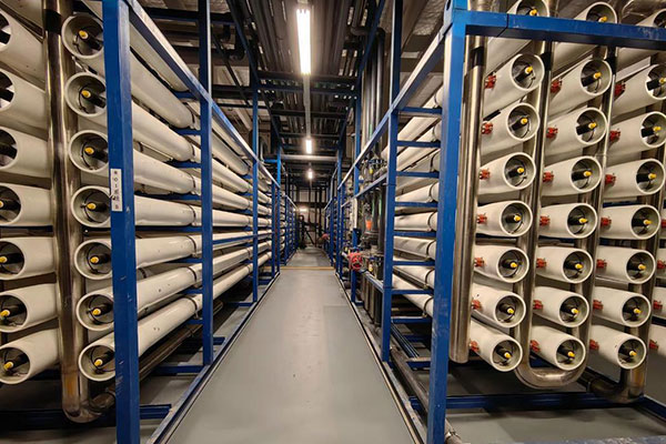 反滲透水處理設(shè)備哪家做的好 反滲透水處理設(shè)備哪家做的好