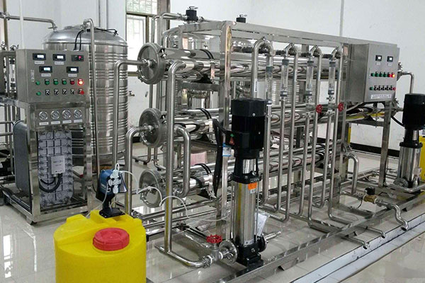 雙級(jí)反滲透純水設(shè)備:助力高品質(zhì)用水 雙級(jí)反滲透純水設(shè)備:助力高品質(zhì)用水