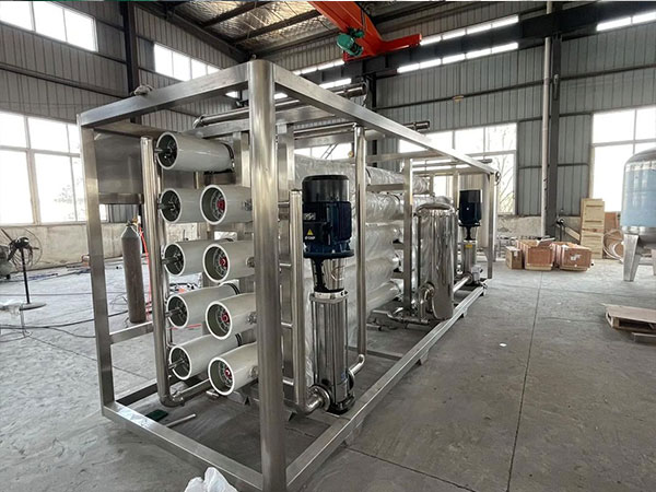 二級反滲透純水機:工業高純度用水的精準解決方案  二級反滲透純水機:工業高純度用水的精準解決方案