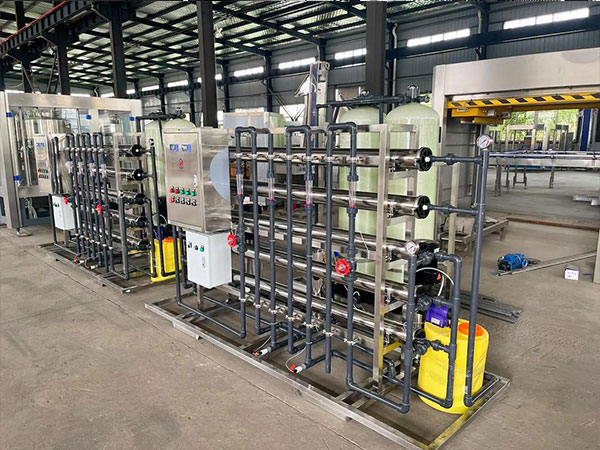 單極反滲透純水裝置:工業水處理的可靠之選 單極反滲透純水裝置:工業水處理的可靠之選