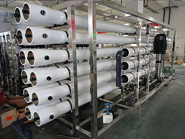 反滲透水處理設(shè)備哪里專業(yè)?從3個維度找到可靠選擇 反滲透水處理設(shè)備哪里專業(yè)?從3個維度找到可靠選擇