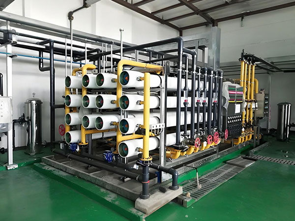 大型凈水設備多少錢一臺？避開定價誤區，科學評估設備綜合價值