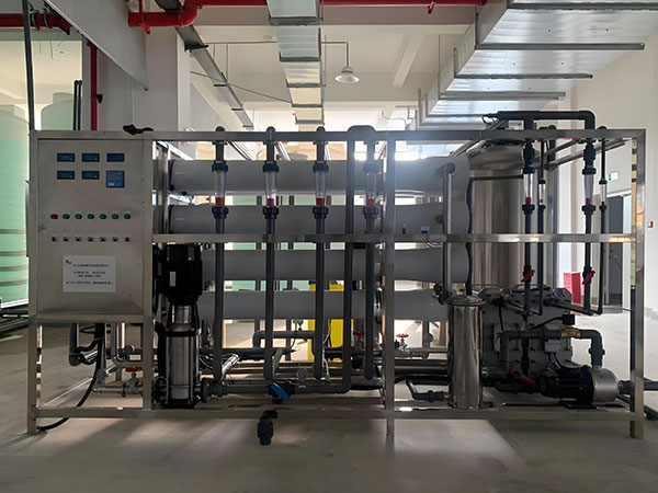 賦能電子高精制造：電子超純水設(shè)備的應(yīng)用價值解析